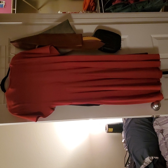 Orange midi dress - Picture 4 of 5